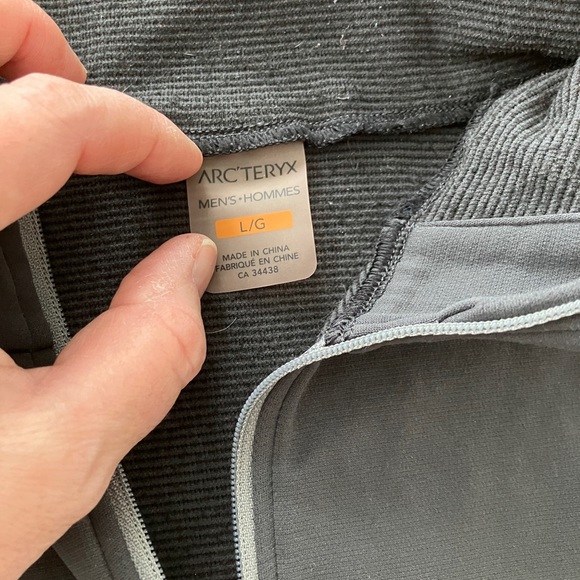 Arc’teryx’s heavy weight base layer - Picture 2 of 7